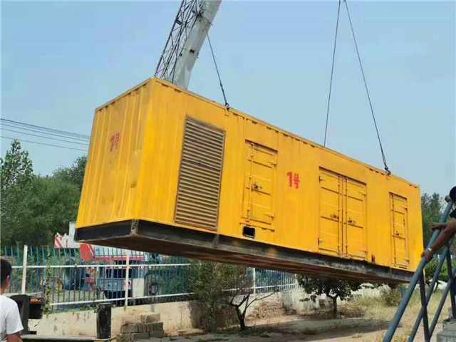 洛川300KW柴油发电机组油耗是多少？