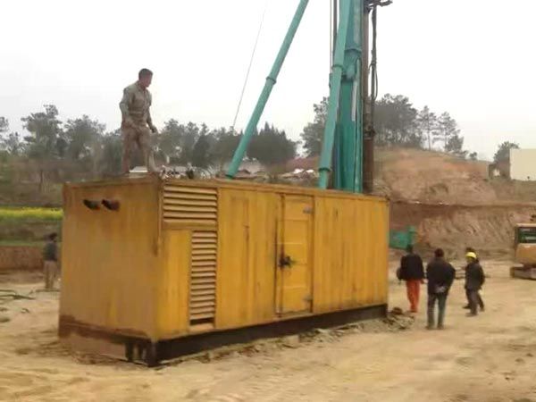 洛川如何判断水冷式机油散热器密封件是否需要更换?